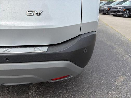 Brilliant Silver Metallic 2023 Nissan Rogue SV