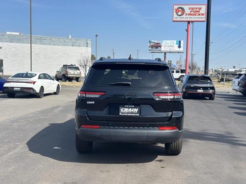 2024 Jeep Grand Cherokee L Altitude