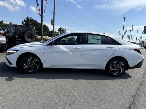 2025 Hyundai ELANTRA Sport