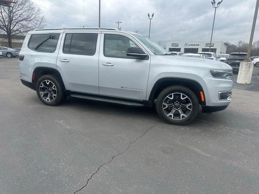 2023 Jeep Wagoneer Series III 4x2