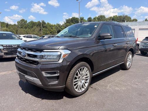 Dark Matter Gray Metallic 2024 Ford Expedition Limited