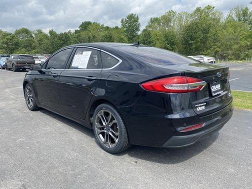 2019 Ford Fusion SEL