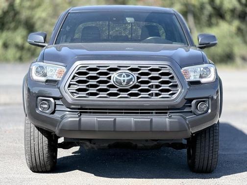 2022 Toyota Tacoma TRD Off-Road