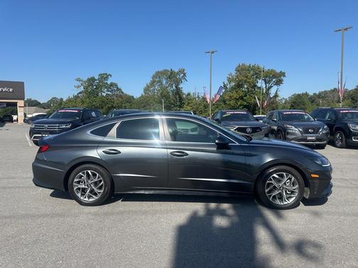 2023 Hyundai SONATA SEL