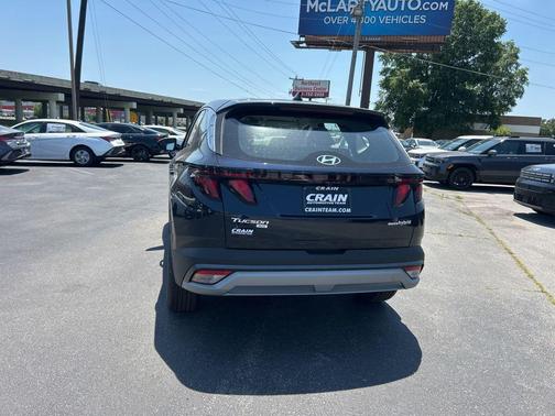 Deep Sea 2026 Hyundai TUCSON Hybrid Blue SE