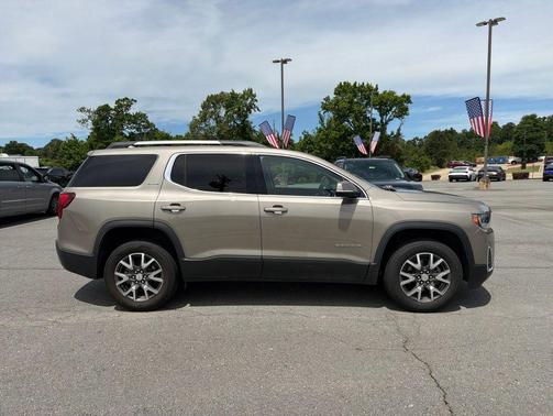 Light Stone Metallic 2023 GMC Acadia FWD SLE