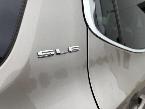 Light Stone 2023 GMC Acadia SLE