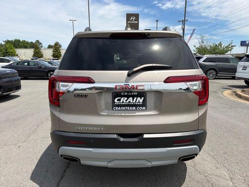 Light Stone Metallic 2023 GMC Acadia FWD SLE