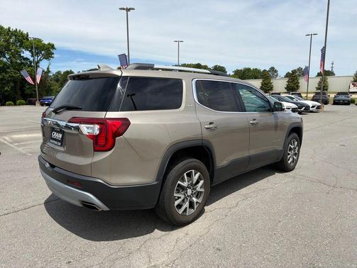 Light Stone Metallic 2023 GMC Acadia FWD SLE