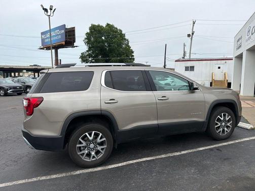 Light Stone 2023 GMC Acadia SLE