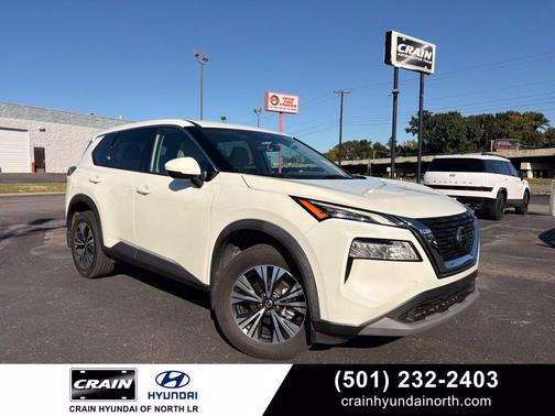 White 2021 Nissan Rogue SV