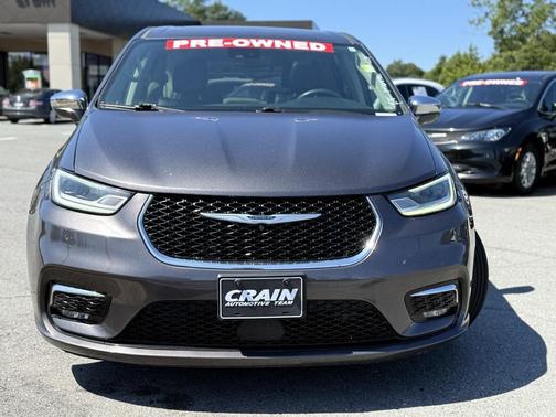 2022 Chrysler Pacifica Hybrid Limited