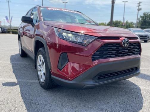 2020 Toyota RAV4 LE