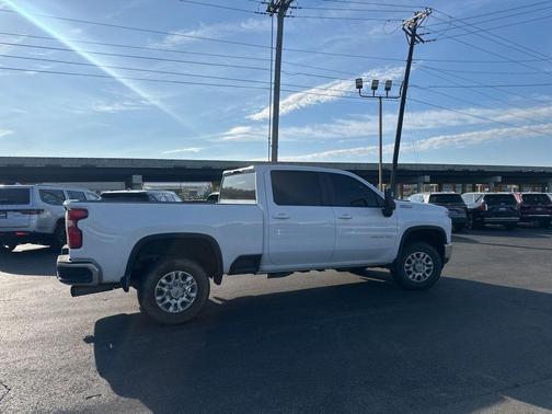 Summit White 2023 Chevrolet Silverado 2500 LT