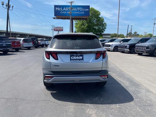 Shimmering Silver 2026 Hyundai TUCSON SEL
