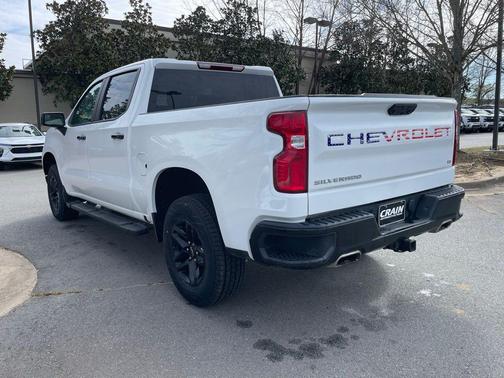 Summit White 2024 Chevrolet Silverado 1500 LT Trail Boss