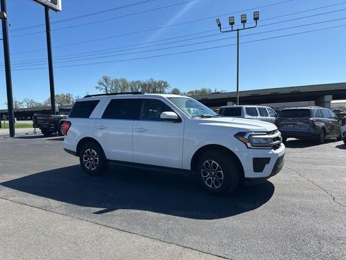 2024 Ford Expedition XLT