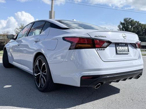 2024 Nissan Altima SR FWD