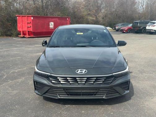 2025 Hyundai ELANTRA Sport