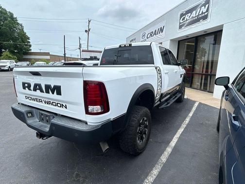 Bright White Clearcoat 2018 RAM 2500 Power Wagon