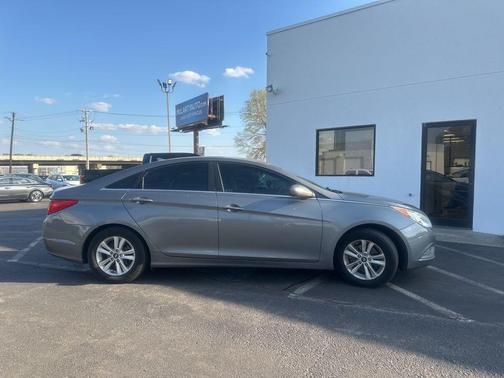 Harbor Gray Metallic 2013 Hyundai SONATA GLS