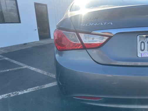 Harbor Gray Metallic 2013 Hyundai SONATA GLS