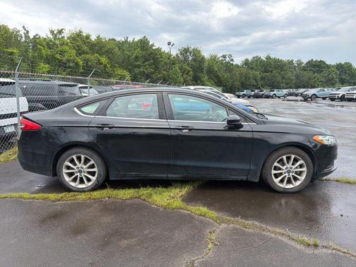 SHADOW BLACK 2017 Ford Fusion SE