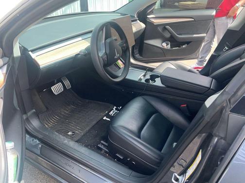 Gray 2023 Tesla Model 3 Performance