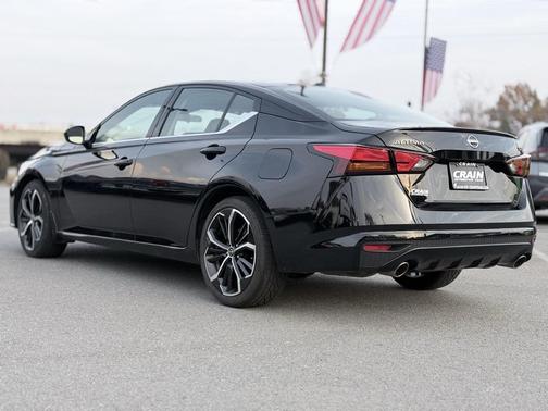 2024 Nissan Altima SR FWD