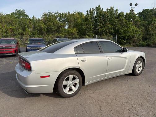 Bright Silver Metallic Clearcoat 2012 Dodge Charger SE