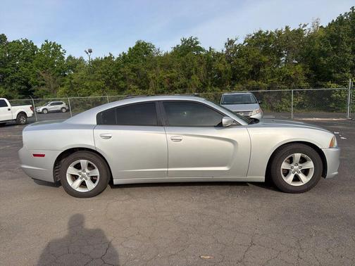 Bright Silver Metallic Clearcoat 2012 Dodge Charger SE