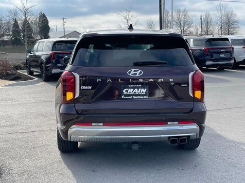 Sierra Burgundy 2023 Hyundai PALISADE Calligraphy