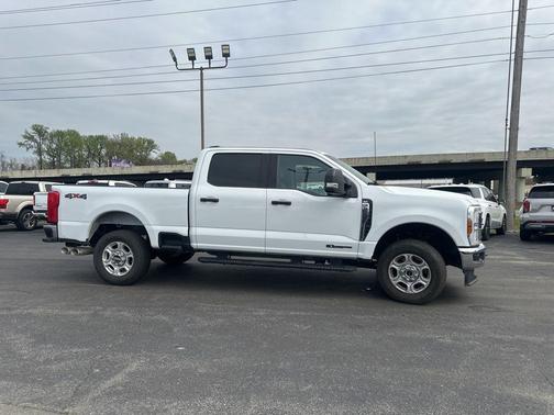 OXFORD WHITE 2025 Ford F-250 XLT
