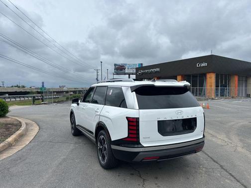 Creamy White Pearl 2026 Hyundai Palisade Hybrid Limited