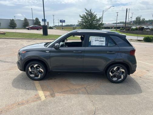 Ecotronic Gray w/Black Roof 2026 Hyundai VENUE SEL w/Two-Tone Roof
