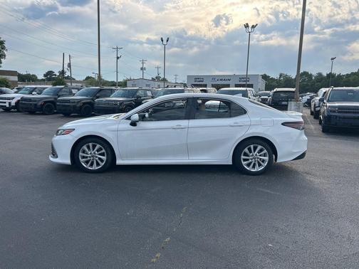 Ice Cap 2023 Toyota Camry LE