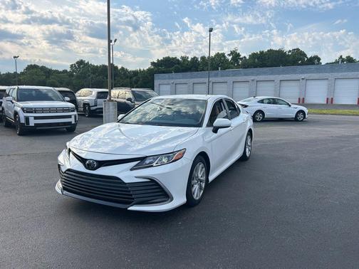 Ice Cap 2023 Toyota Camry LE