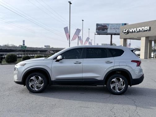 2021 Hyundai SANTA FE SE