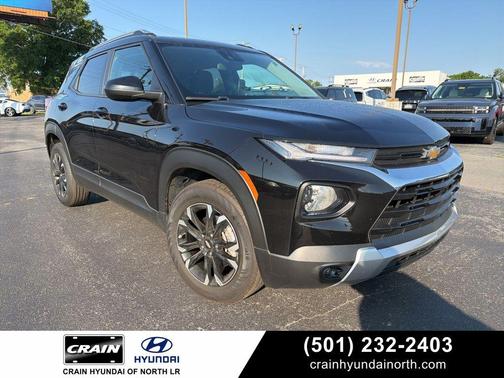 Mosaic Black Metallic 2023 Chevrolet Trailblazer LT