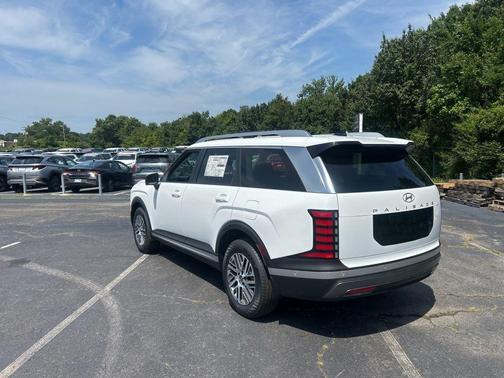 Creamy White Pearl 2026 Hyundai PALISADE SEL Premium