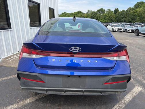 Intense Blue 2024 Hyundai ELANTRA SE