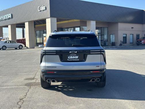 2025 Chevrolet Traverse RS