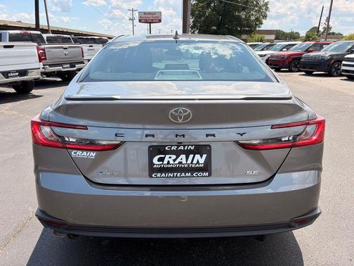 Metal 2025 Toyota Camry SE