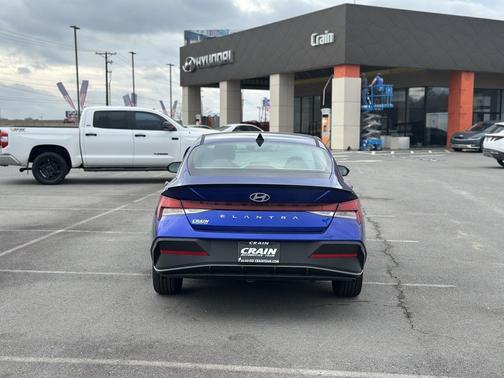 2026 Hyundai ELANTRA Sport