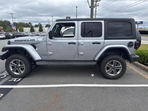 2020 Jeep Wrangler Unlimited Sahara