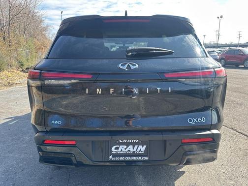 2023 INFINITI QX60 Pure