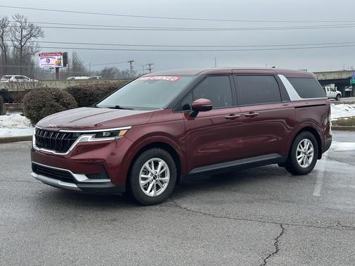 2023 Kia Carnival LX