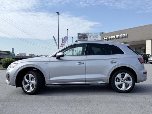 2023 Audi Q5 45 S line Premium Plus