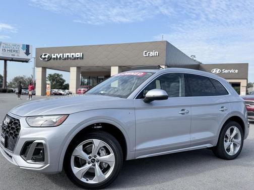 2023 Audi Q5 45 S line Premium Plus