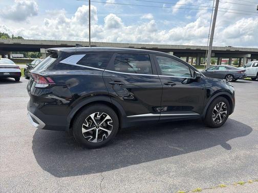 Ebony Black 2023 Kia Sportage EX